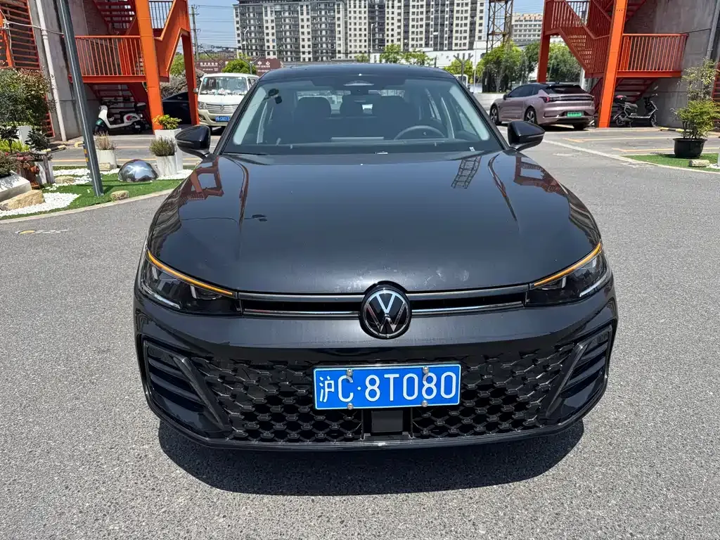 Volkswagen Passat — фото 9