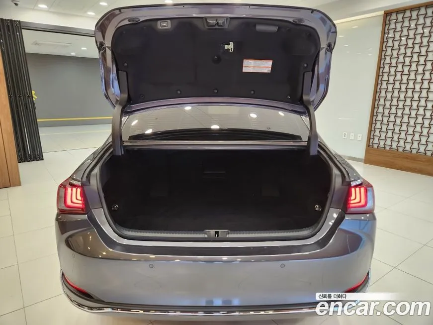 Lexus ES — фото 10