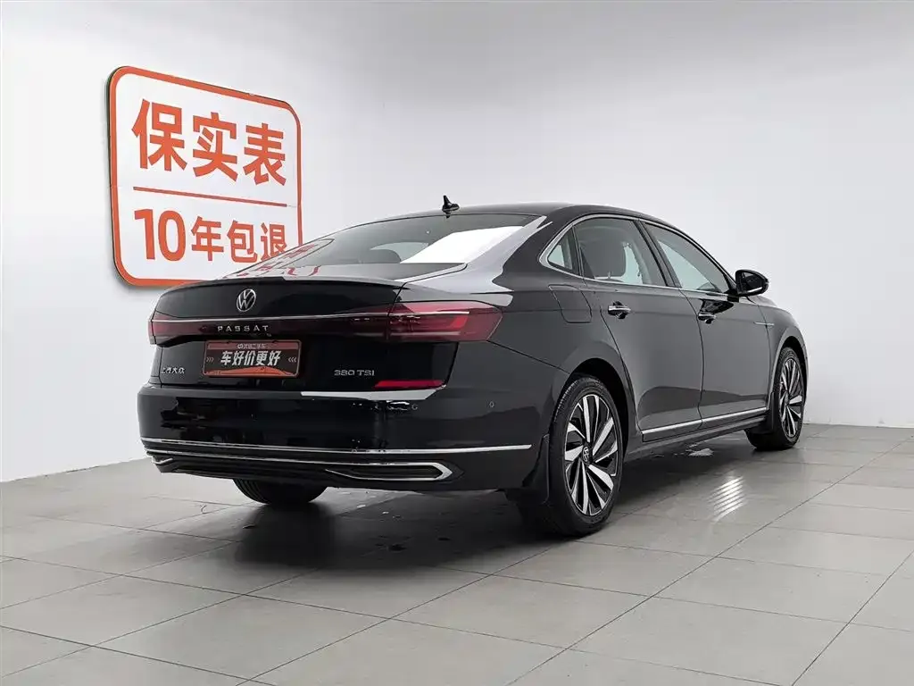 Volkswagen Passat — фото 6
