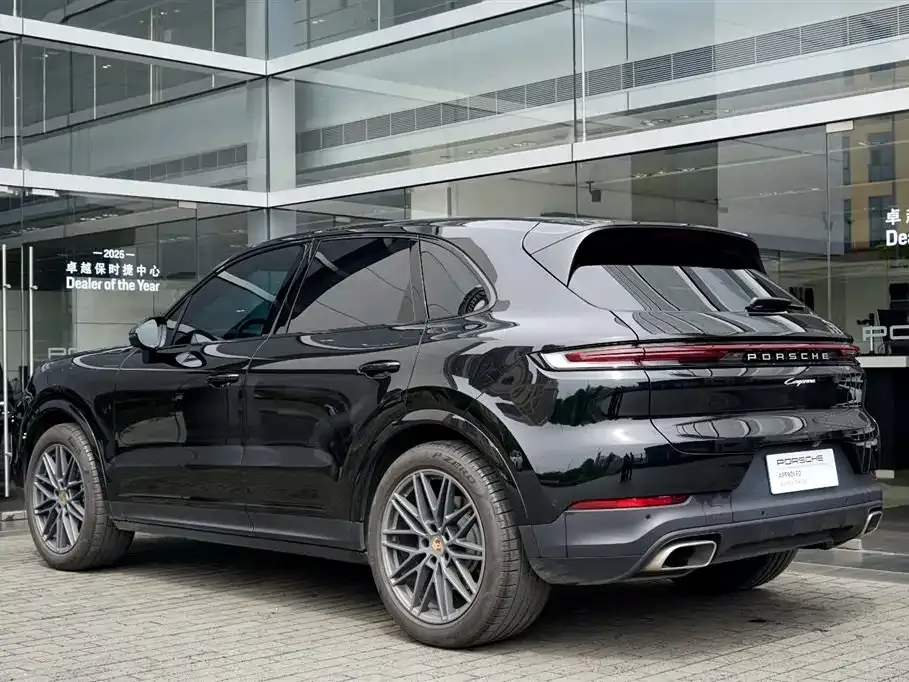 Porsche Cayenne — фото 3
