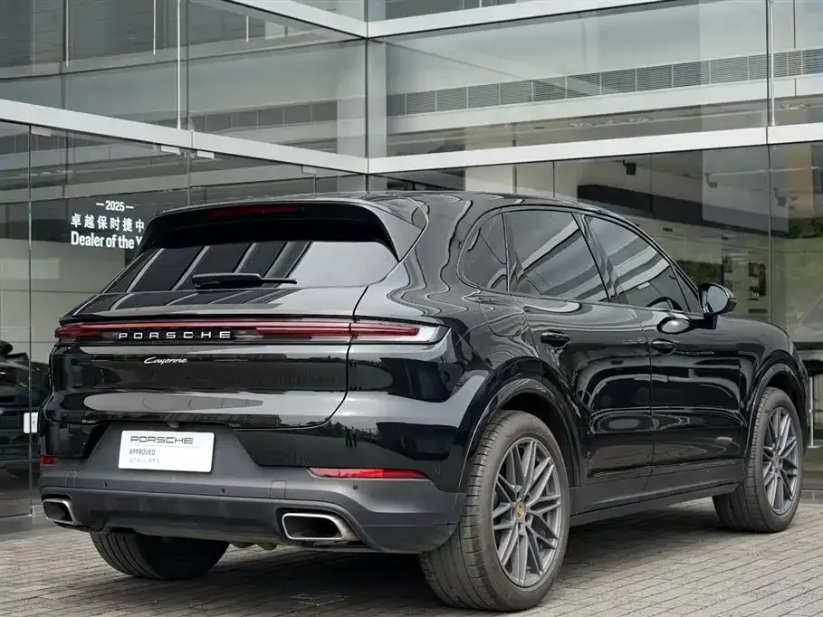 Porsche Cayenne — фото 6