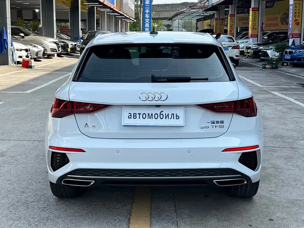 Audi A3 2024 из CN, фото 10