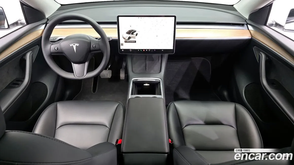 Tesla Model Y — фото 5