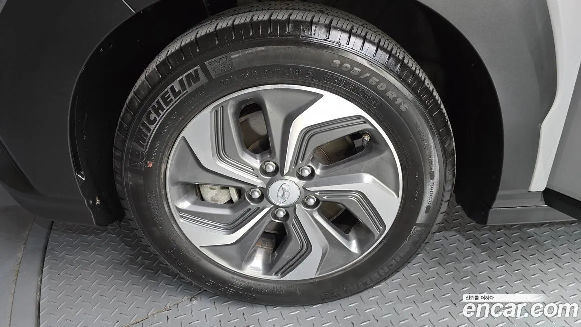 Hyundai Kona 2021 из KR, фото 7