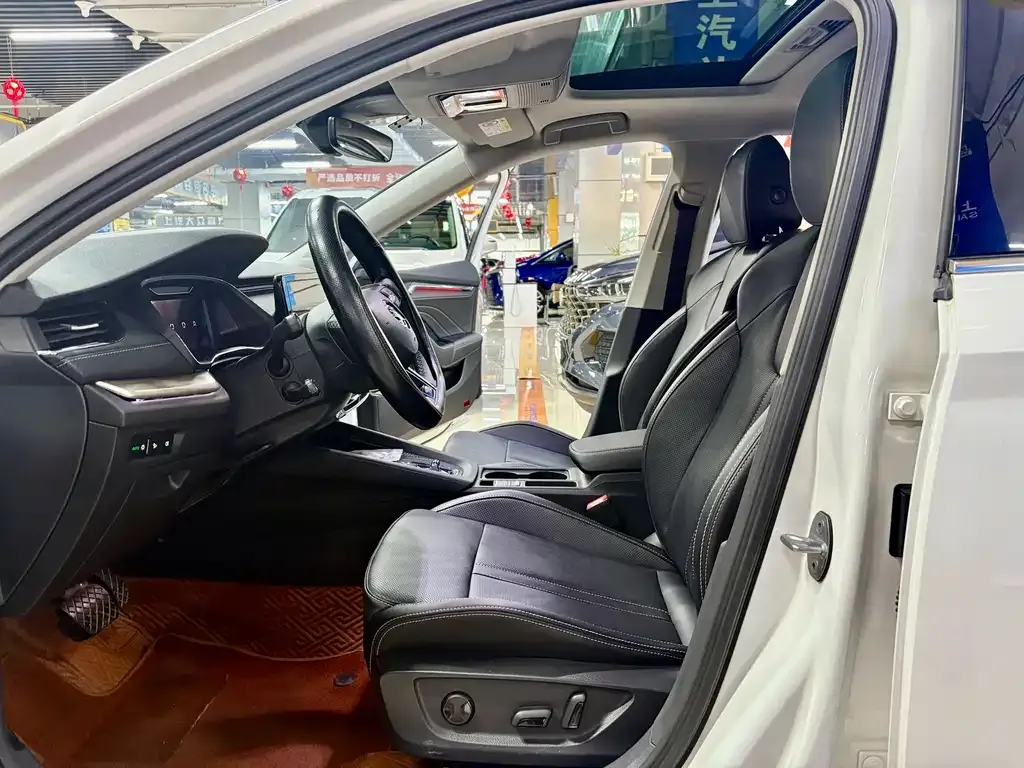 Skoda Octavia — фото 5