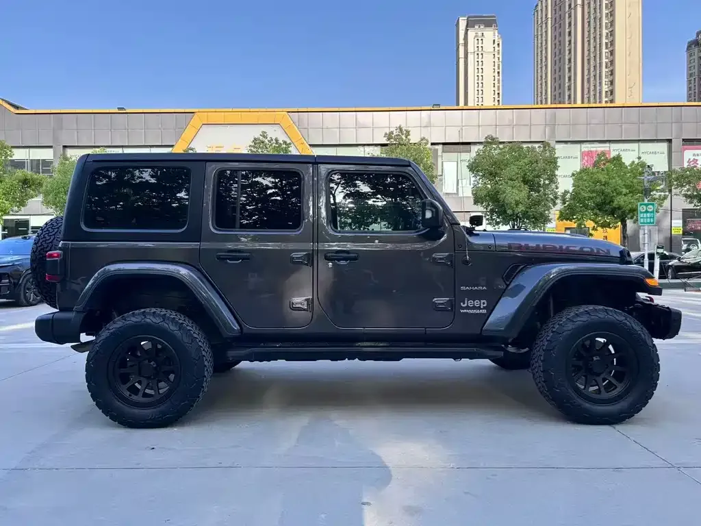 Jeep Wrangler — фото 2