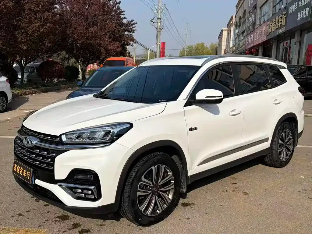 Chery Tiggo 8 — фото 1
