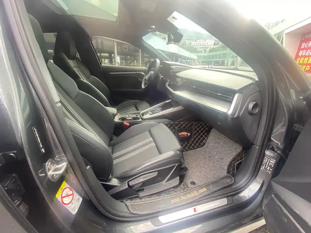 Audi A3 2024 из CN, фото 4