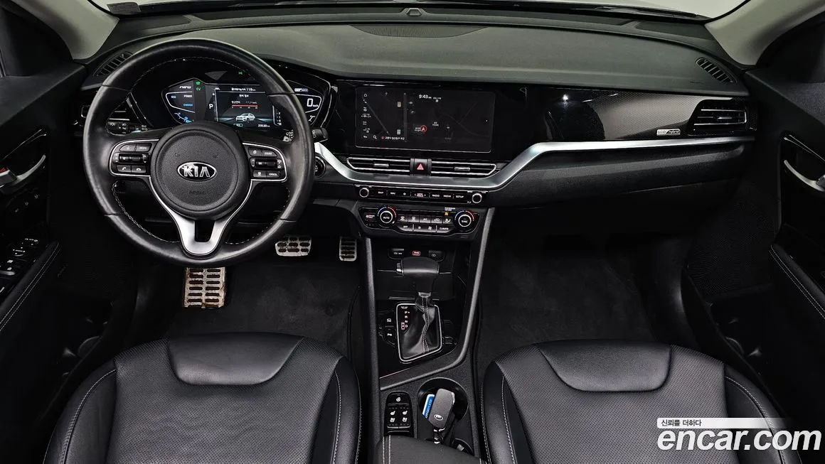 Kia Niro — фото 9