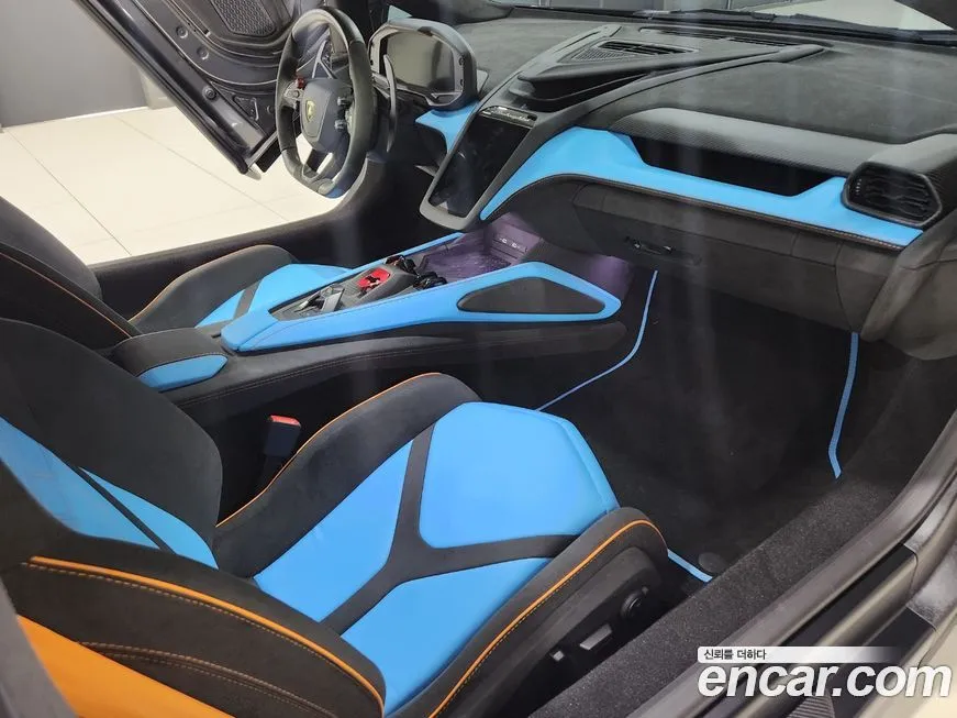 Lamborghini Revuelto 2025 из KR, фото 2