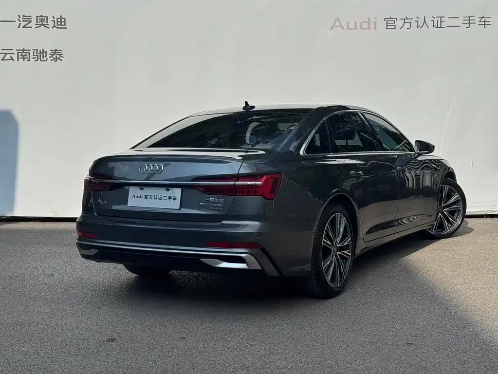 Audi A6L — фото 8