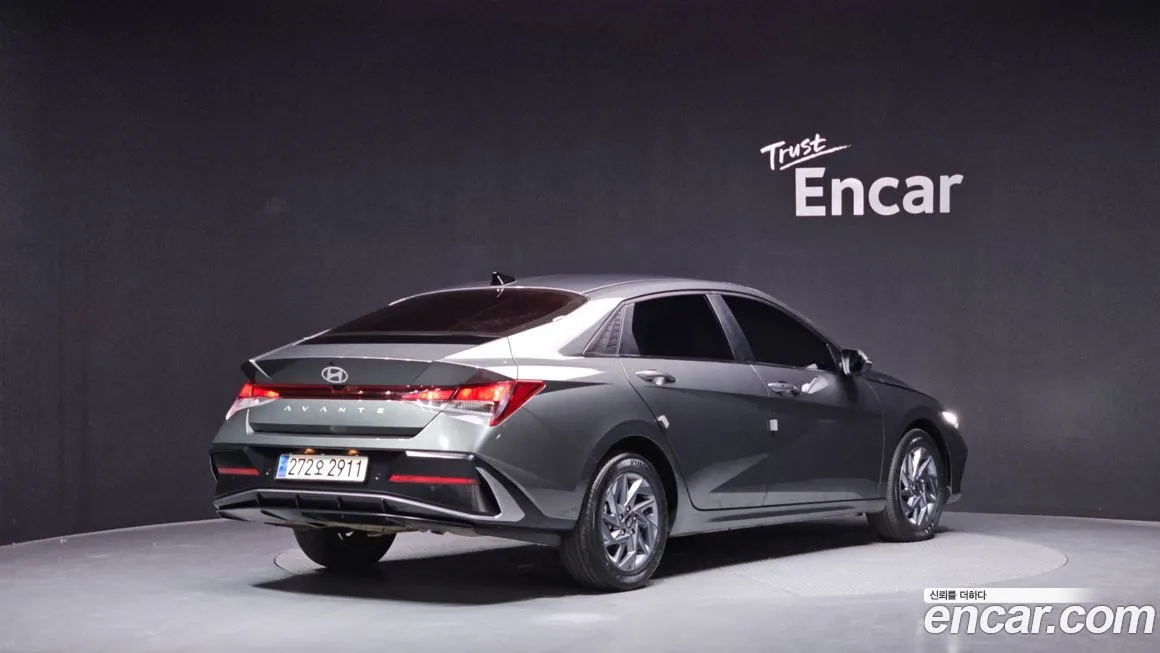 Hyundai AVANTE — фото 2