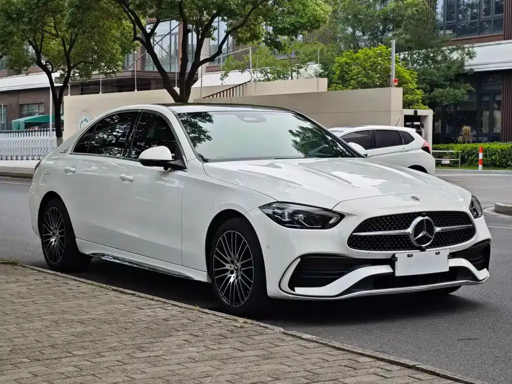Mercedes-Benz C-Class — фото 10
