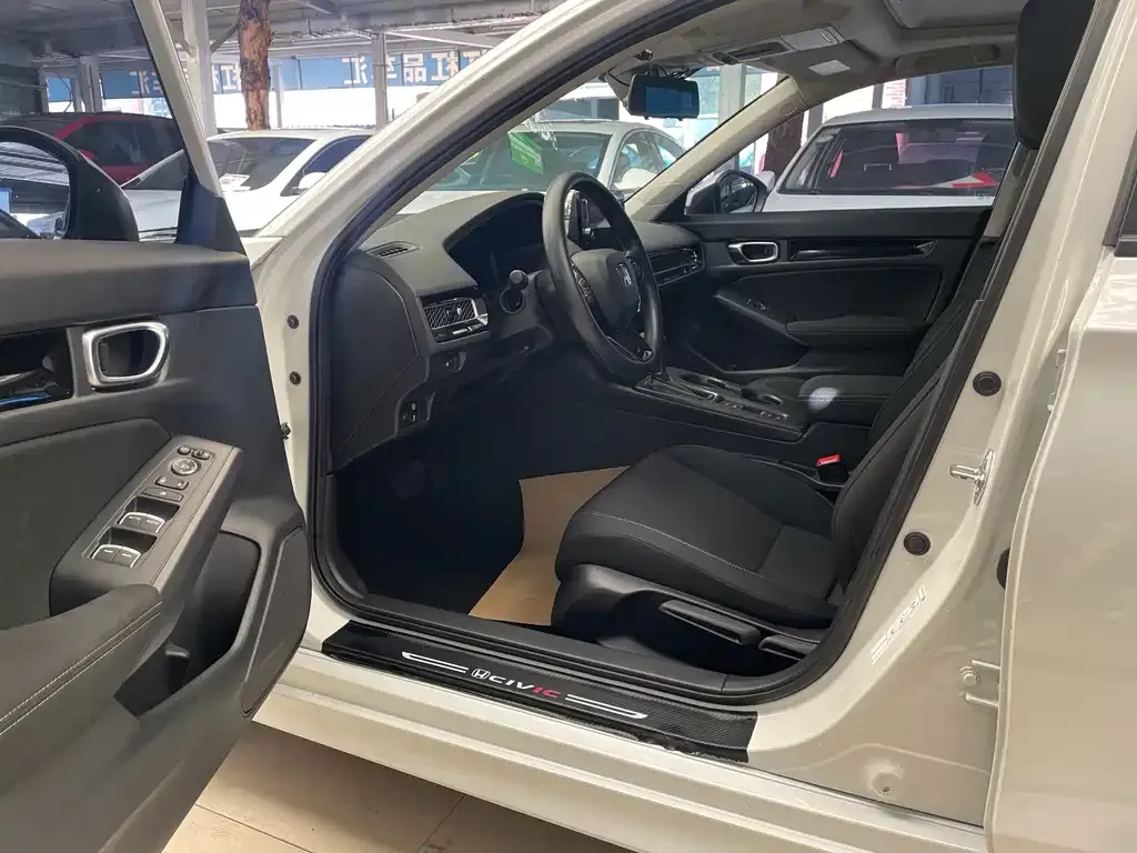 Honda Civic 2023 из CN, фото 5