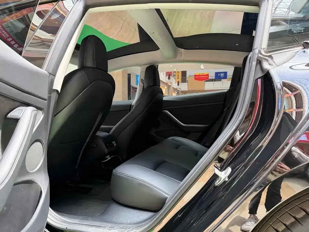 Tesla Model 3 2022 из CN, фото 5