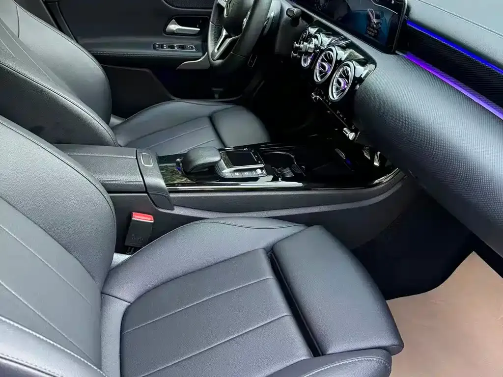 Mercedes-Benz A-Class 2021 из CN, фото 3