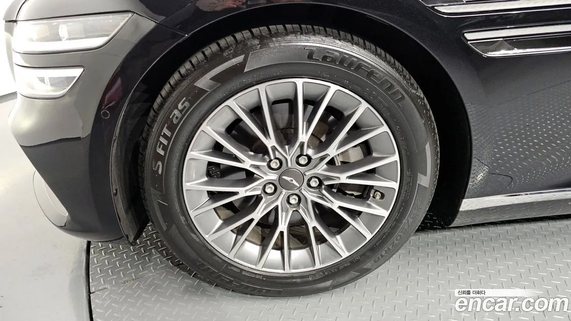 Genesis G80 — фото 10
