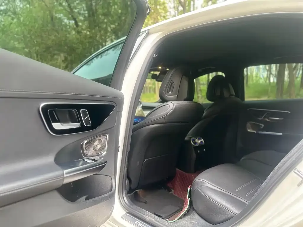 Mercedes-Benz C-Class 2023 из CN, фото 4
