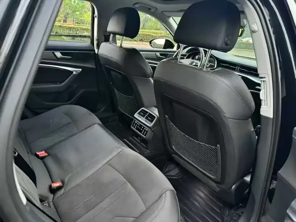 Audi A6 (Import) 2021 из CN, фото 2