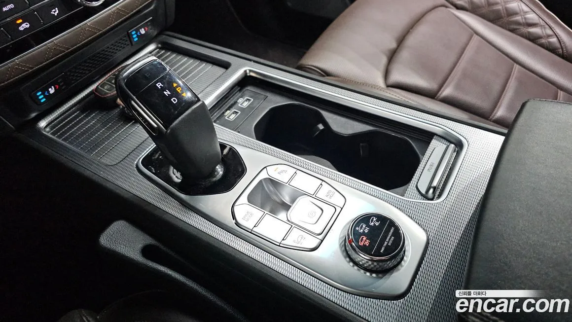 KG Mobility (Ssangyong) Rexton — фото 10