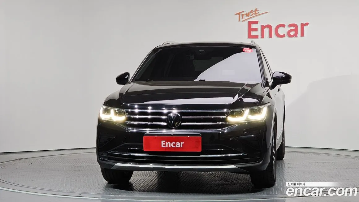 Volkswagen Tiguan — фото 5