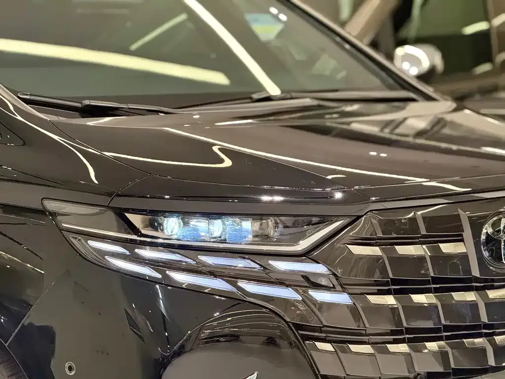 Toyota Alphard 2025 из CN, фото 10