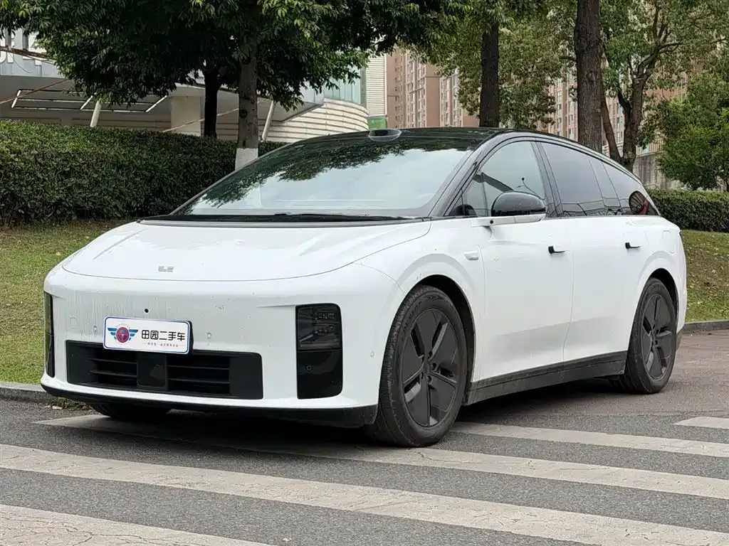 Li Auto i6