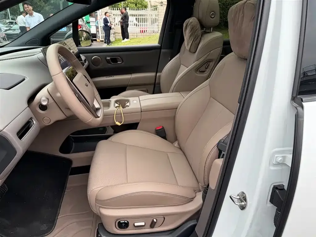 Li Auto i6 2026 из CN, фото 2