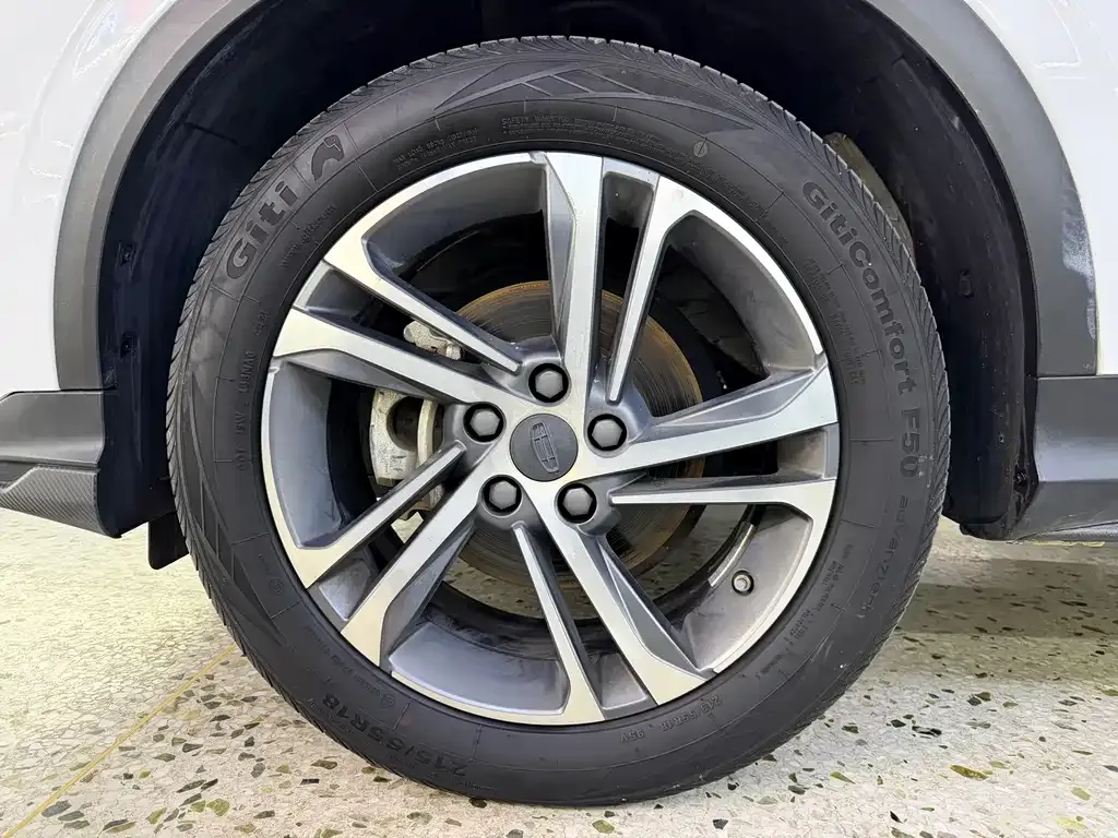 Geely Binyue — фото 2
