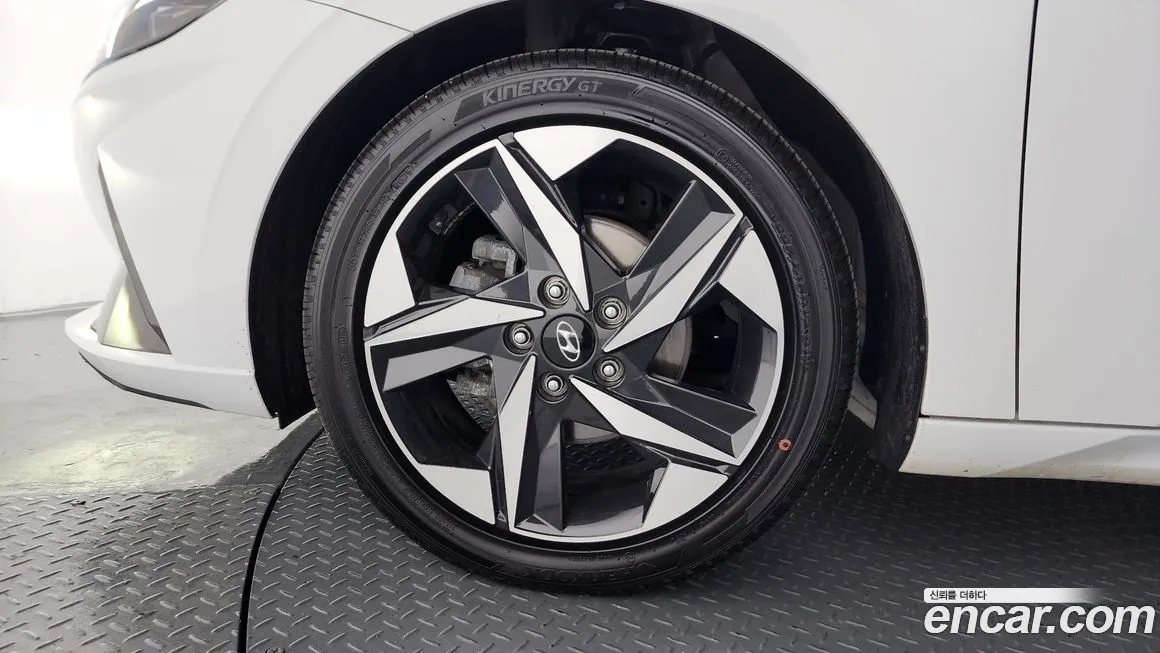 Hyundai AVANTE — фото 7