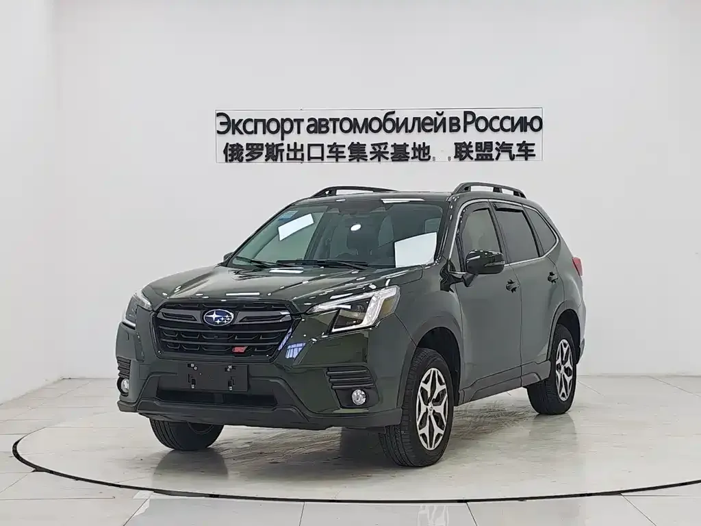 Subaru Forester — фото 1