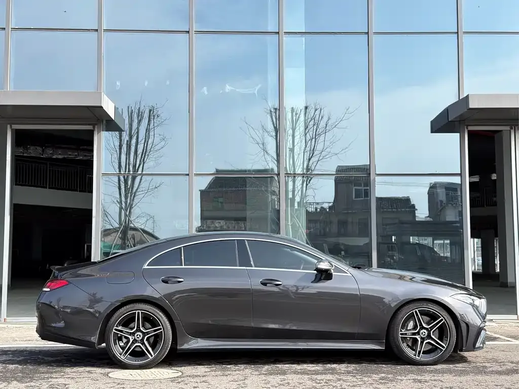 Mercedes-Benz CLS — фото 2