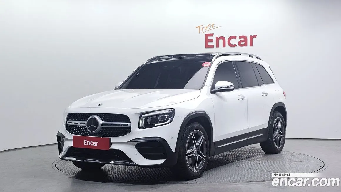 Mercedes-Benz GLB-Class — фото 1