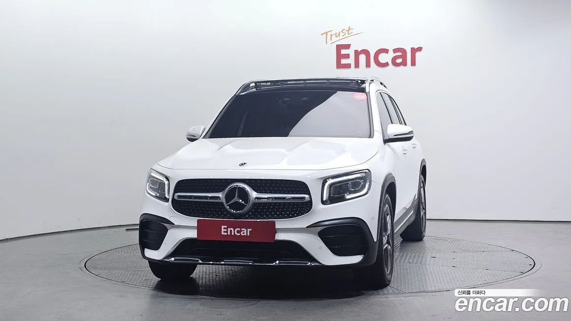 Mercedes-Benz GLB-Class — фото 2