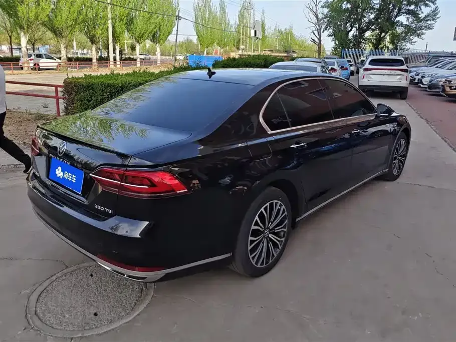 Volkswagen Phideon 2023 из CN, фото 9