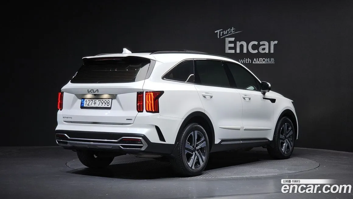 Kia Sorento — фото 5