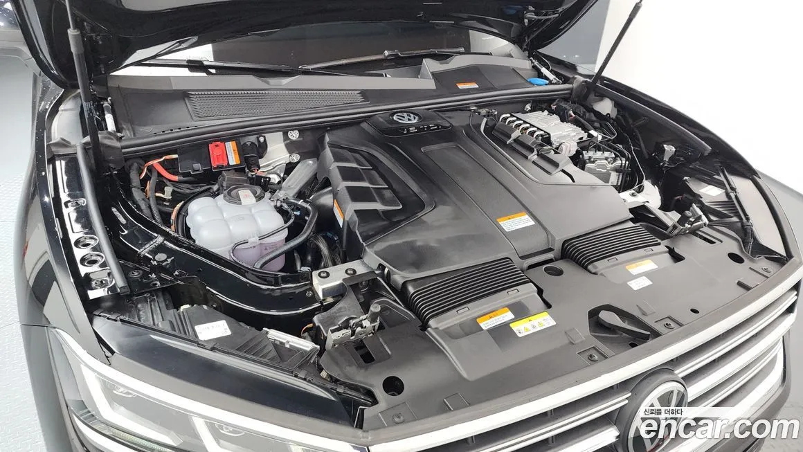 Volkswagen Touareg 2026 из KR, фото 10