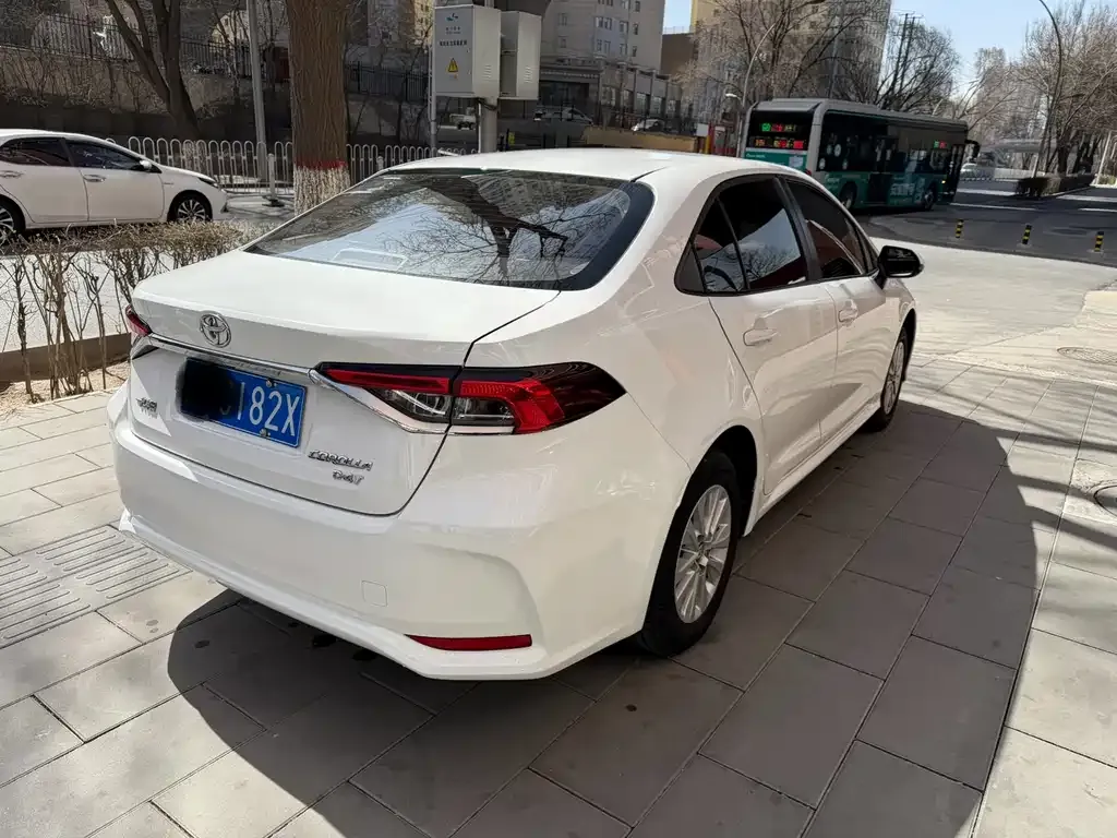 Toyota Corolla 2023 из CN, фото 4