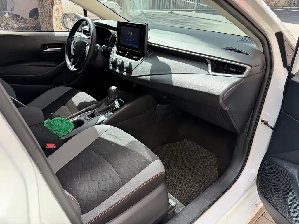 Toyota Corolla 2023 из CN, фото 7