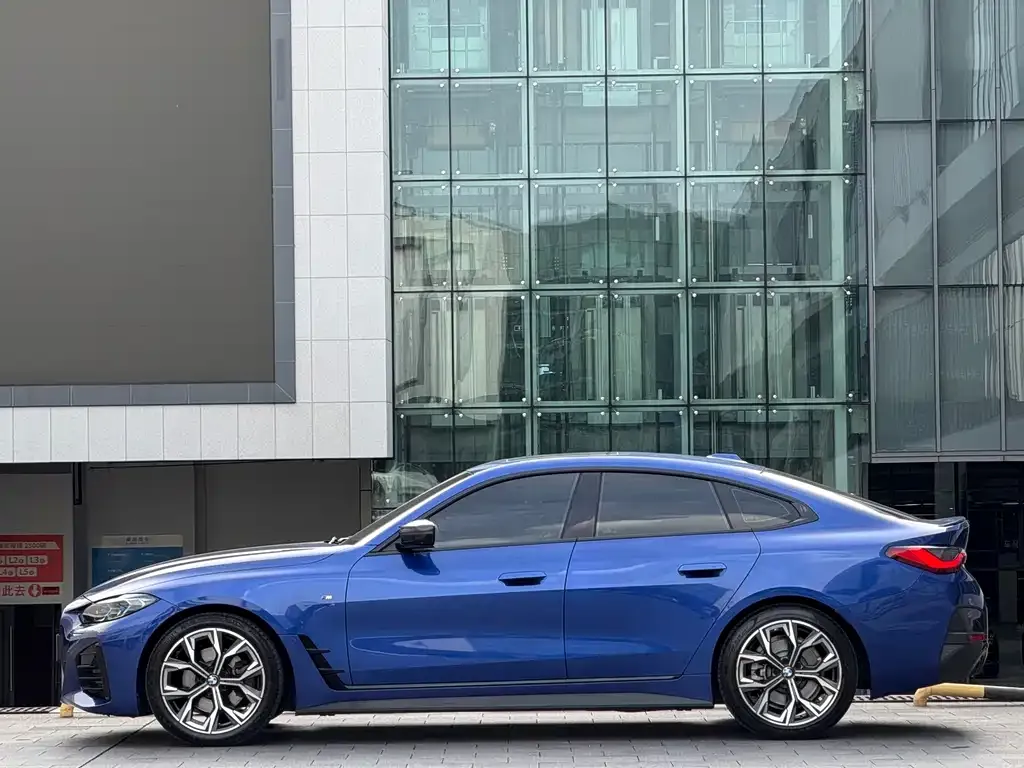 BMW 4 Series 2023 из CN, фото 7