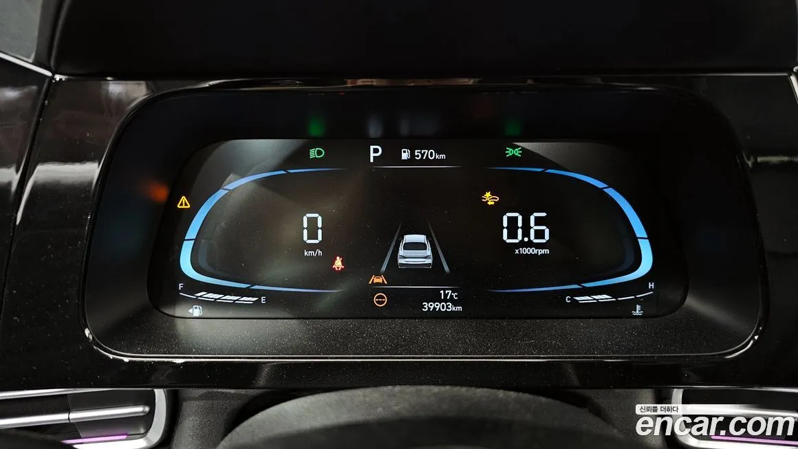 Hyundai AVANTE — фото 2