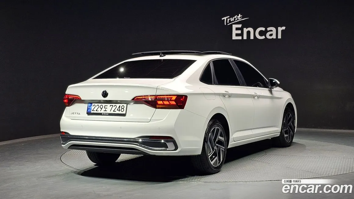 Volkswagen Jetta 2023 из KR, фото 3