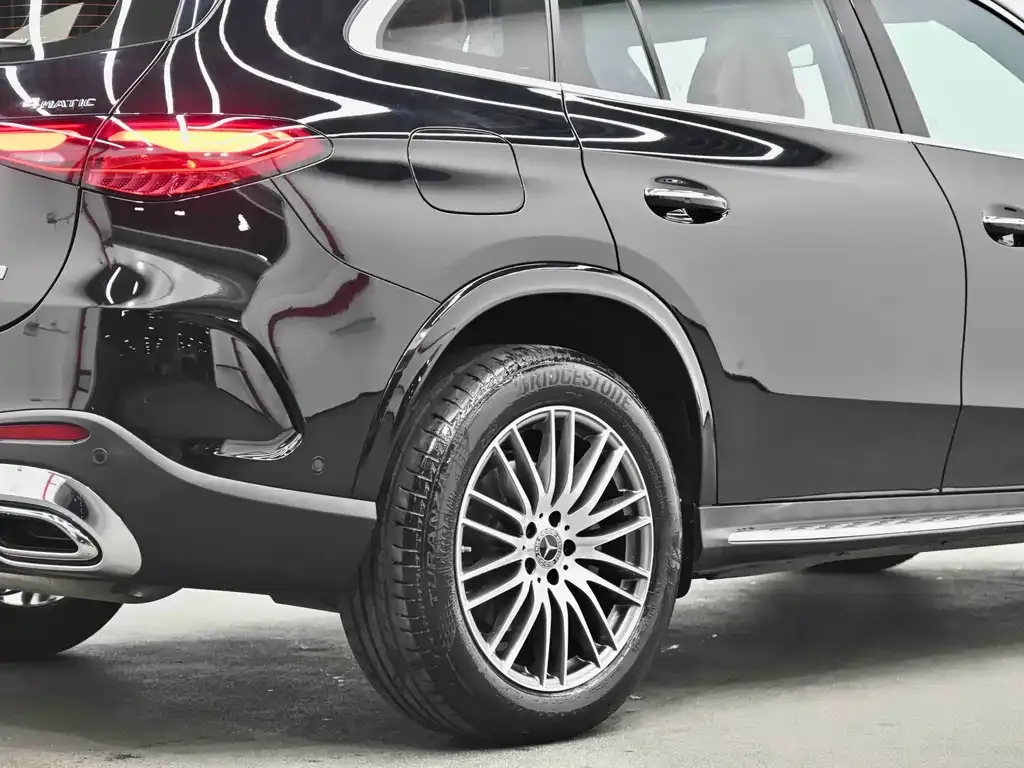 Mercedes-Benz GLC — фото 10