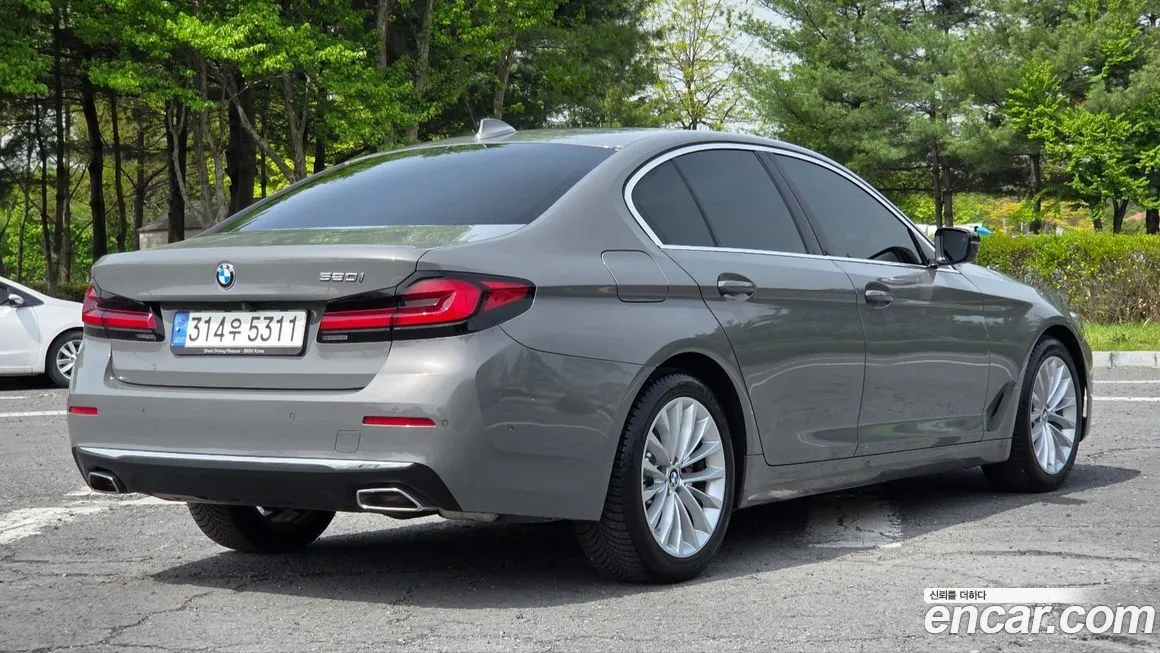 BMW 5-Series 2022 из KR, фото 10