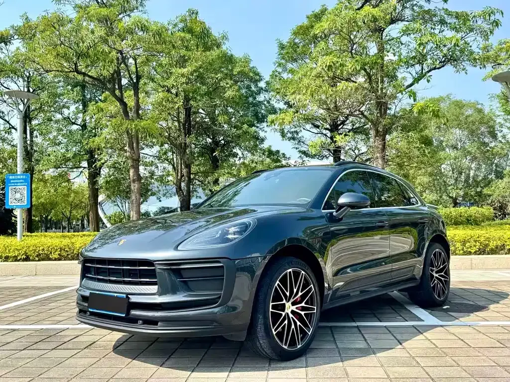 Porsche Macan — фото 1
