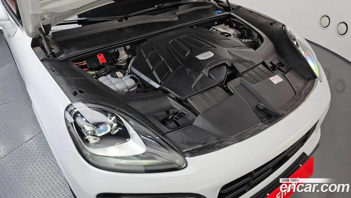 Porsche Cayenne 2023 из KR, фото 4