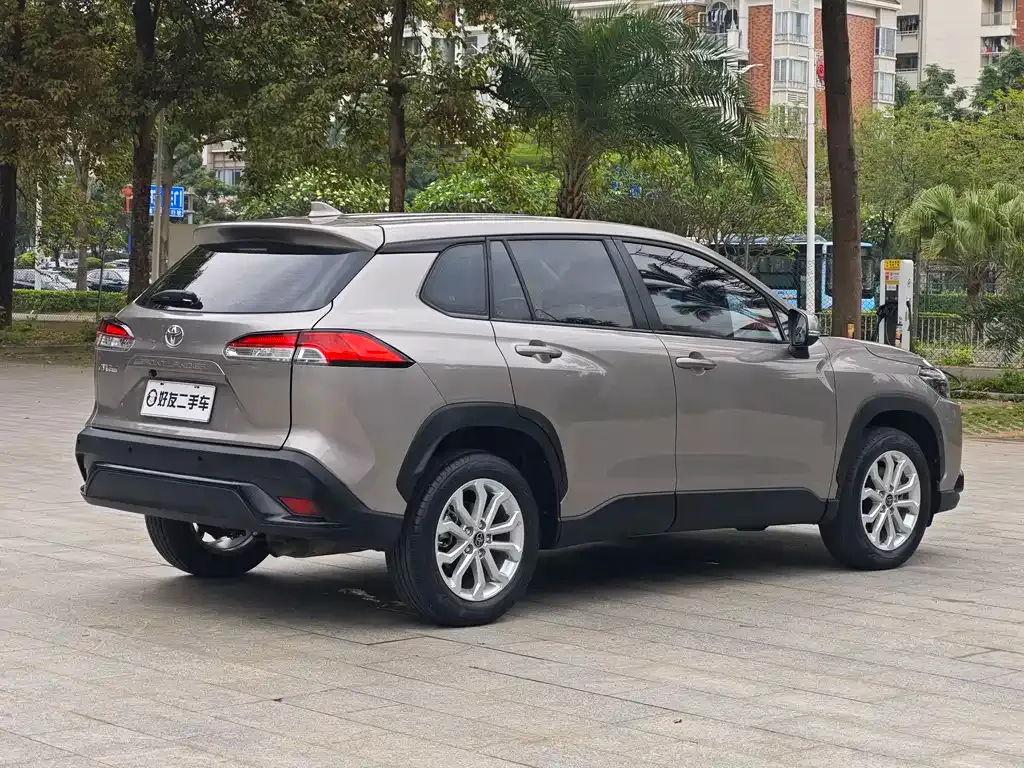 Toyota Frontlander 2023 из CN, фото 6