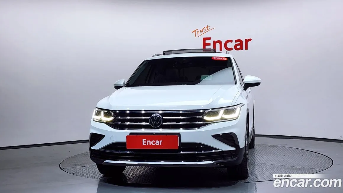 Volkswagen Tiguan — фото 2