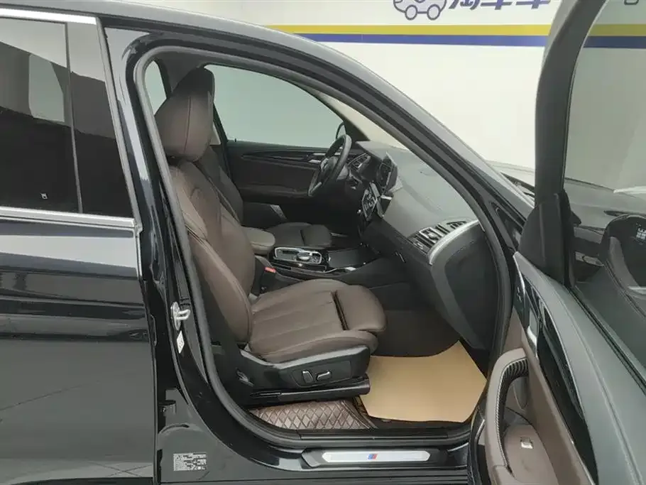 BMW iX3 2024 из CN, фото 4