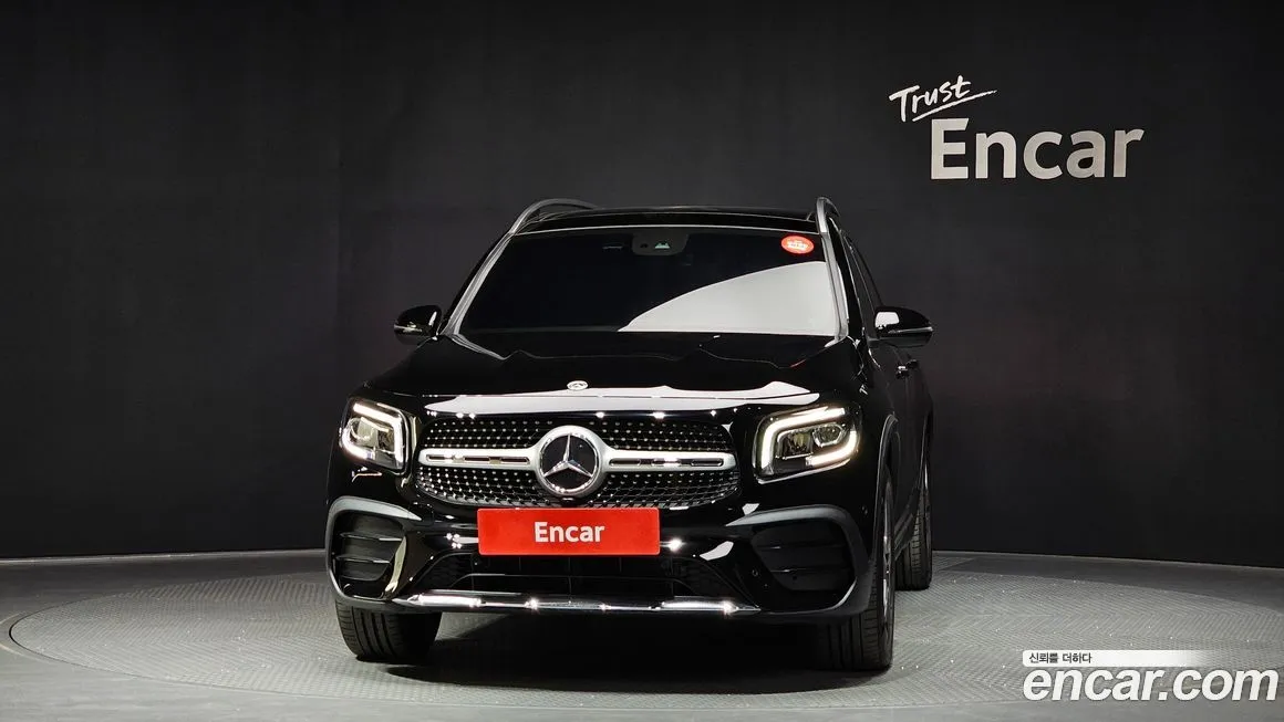 Mercedes-Benz GLB-Class — фото 7
